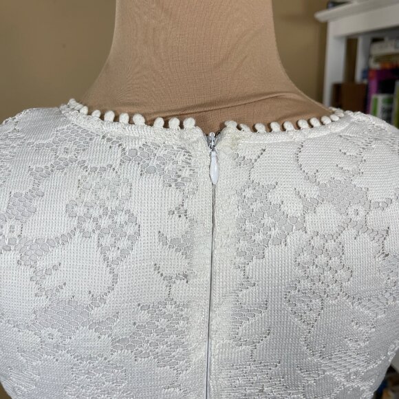 Altar'd State Fit & Flare Dress Cut Out Lace Size S Small Creamy White - Picture 5 of 9